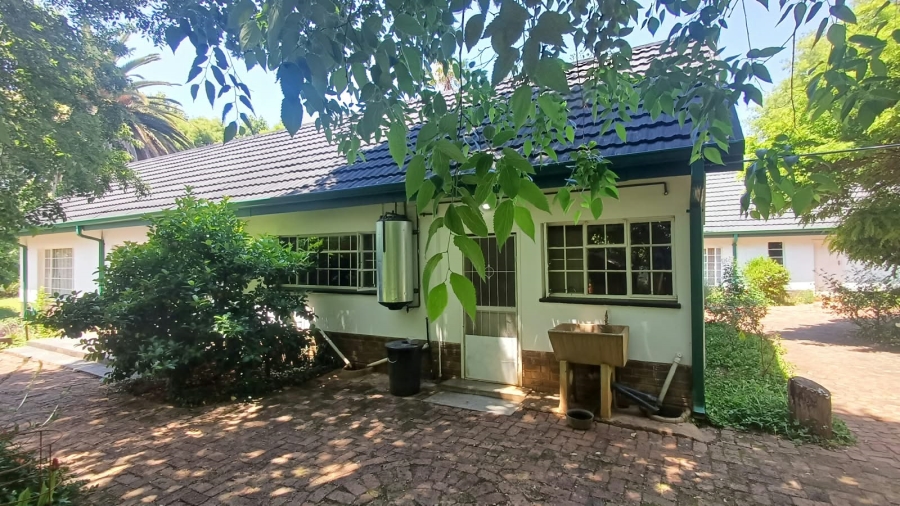 Commercial Property for Sale in Scheerpoort A H North West